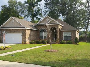 212 Saint Augustine Dr, Bonaire, GA 31005