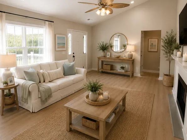 68 Voyagers Dr, Pawleys Island, SC 29585