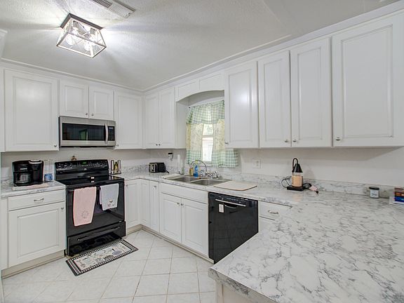 4th image of 165 Dandridge Rd
