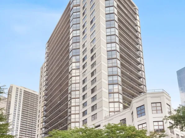 33 W Delaware Pl APT 21A, Chicago, IL 60610