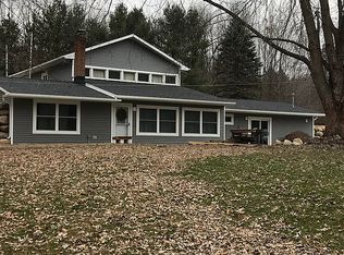 1920 King Rd, Lapeer, MI 48446