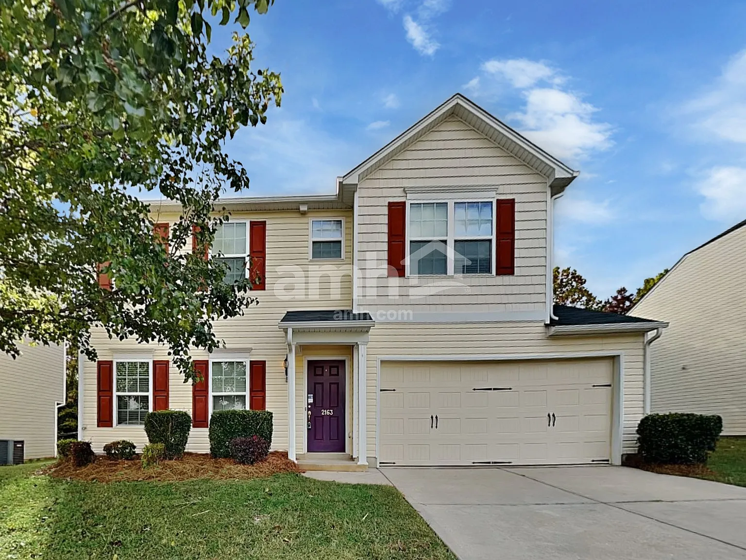 4 bed, 2.5 bath, 2007 sqft, $2,140 — Photo 1