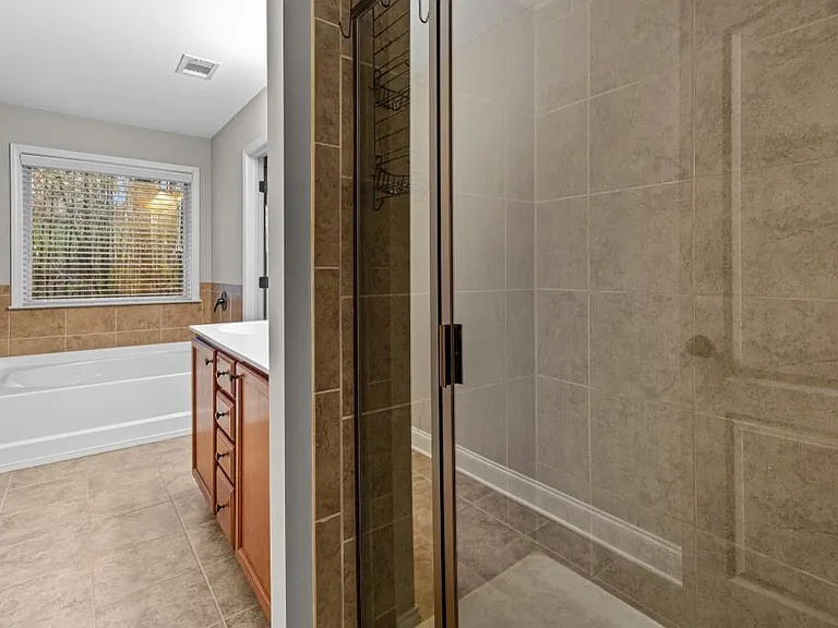 3209 Hallmark Ln — Photo 25