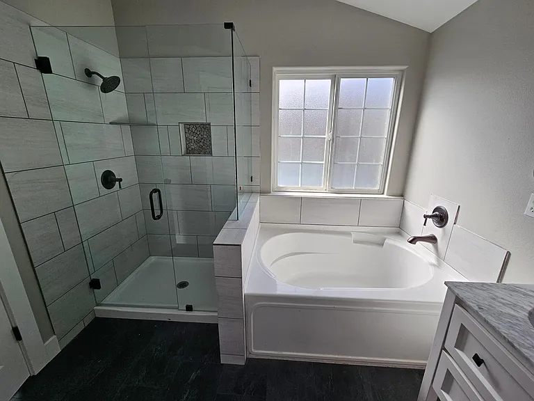 2 person sized garden style soaker tub