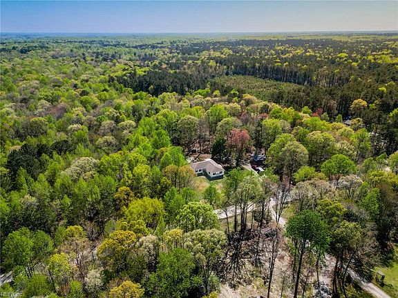 3rd image of 8086 Beaver Pond Rd
