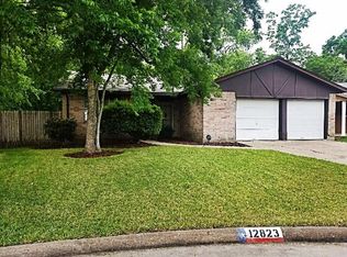 12823 Roandale Dr, Houston, TX 77048