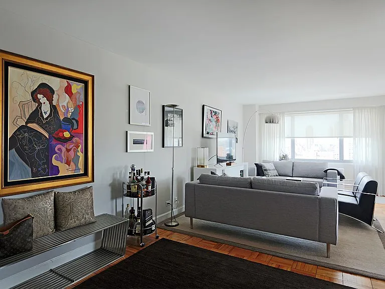 500 E 77th St #2519 — Photo 1