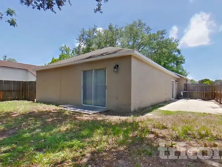 353 Comfort Dr — Photo 18