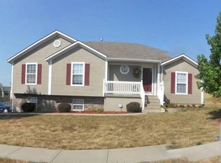 1010 SW Clover Ct, Grain Valley, MO 64029