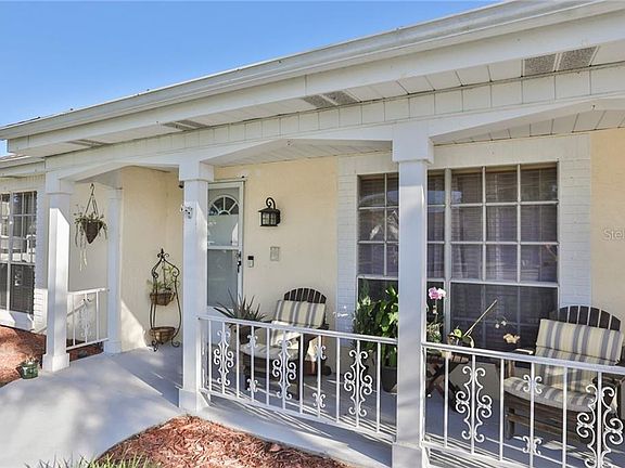 3rd image of 3055 Rock Valley Dr