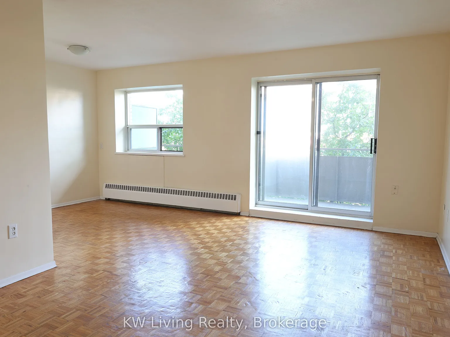 2 bed, $2,085 — Photo 2