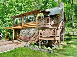 28 Cliff Rd, Greenwood Lake, NY 10925