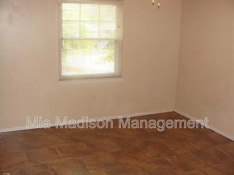 1 Oak Forest Ln #C — Photo 9