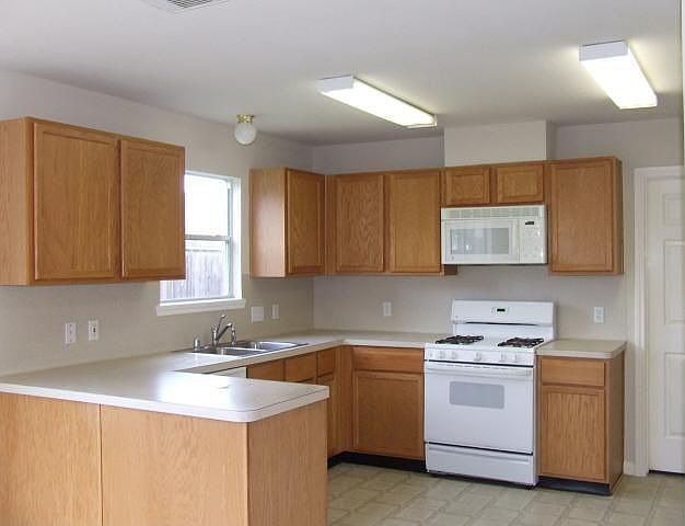 2nd image of 6706 Catarina Cir
