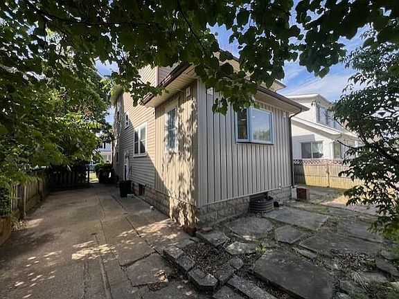 5th image of 152 Fairfield Ave