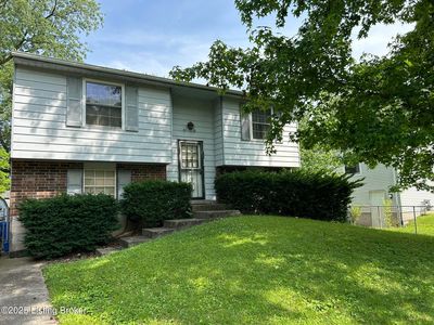 8705 Bost Ln, Louisville, KY, 40219