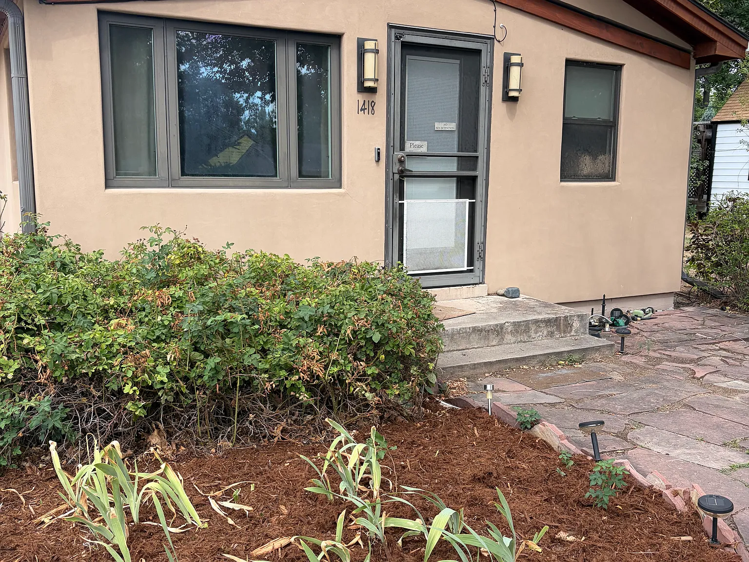 2 bed, 1023 sqft, $2,200 — Photo 1