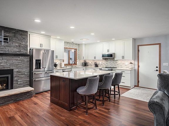 4th image of 613 Ridgeview DRIVE