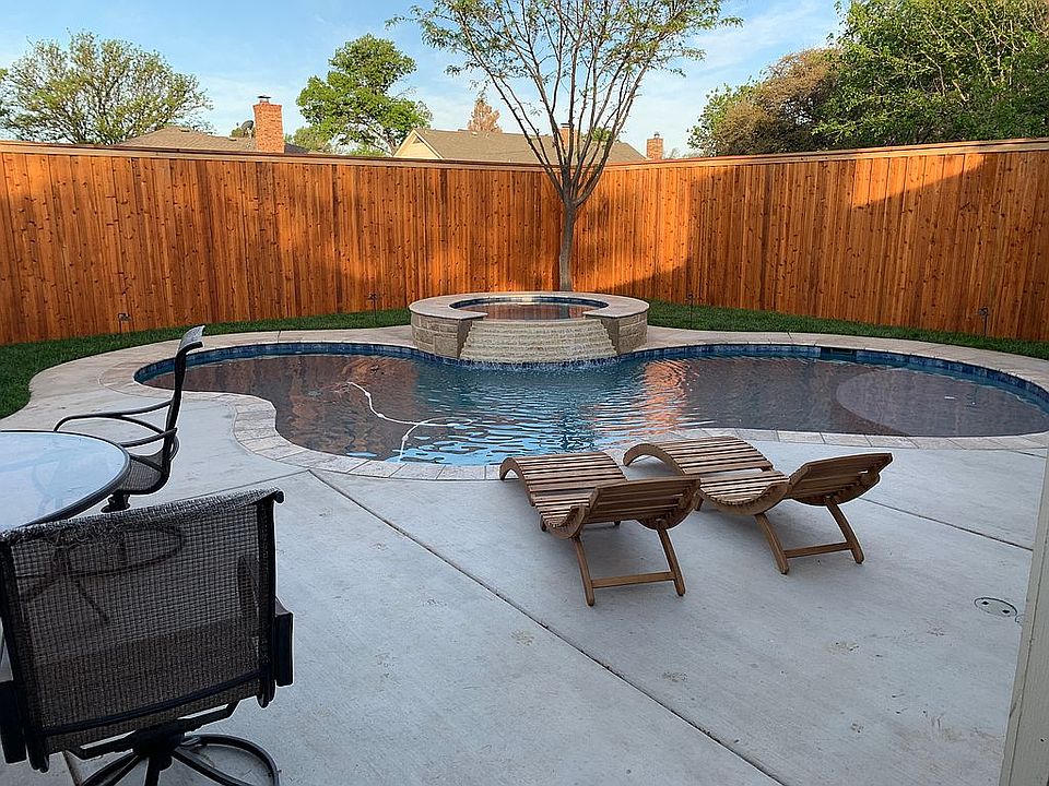 1st image of 4020 Oakhurst Dr