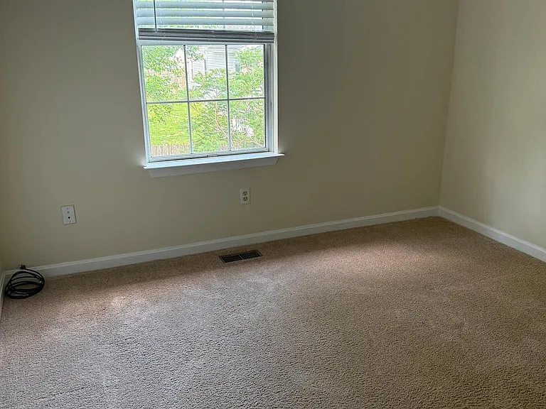 7717 Grace Ave — Photo 9