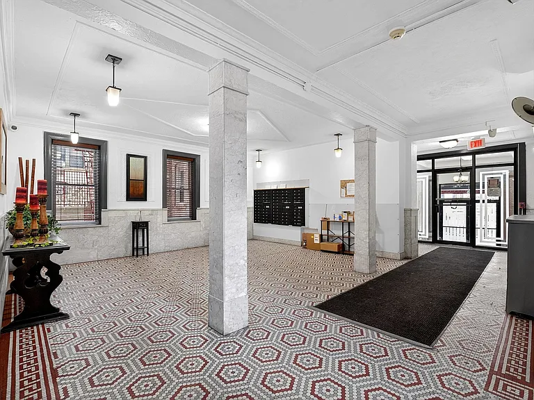 6045 Boulevard East #C9 — Photo 2