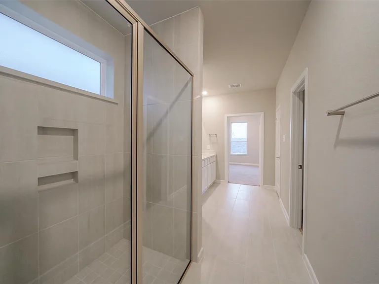 21859 Fitzroy Manor Ln — Photo 11
