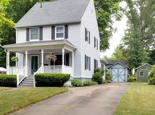 221 Pleasant Ave, Kent, OH 44240