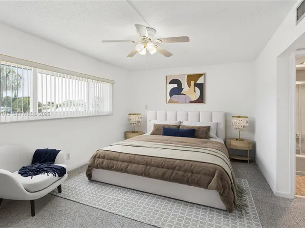 7887 Golf Circle Dr APT 203M, Pompano Beach, FL 33063