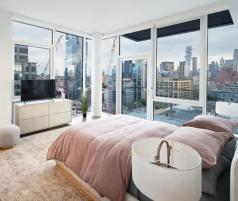 Rented by Lalezarian Properties | media 12