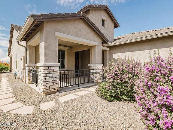 4th image of 2484 E Copper Valley Way