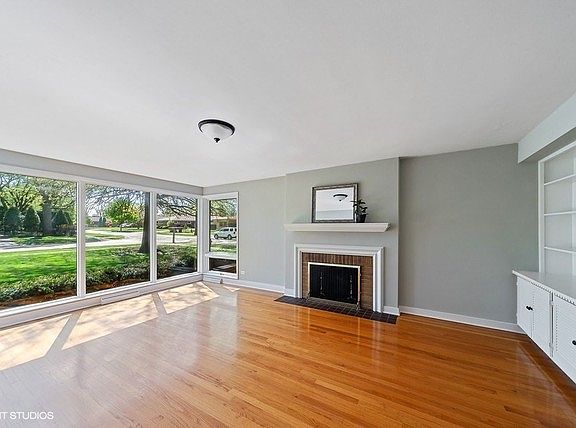 4th image of 5428 Caroline Ave