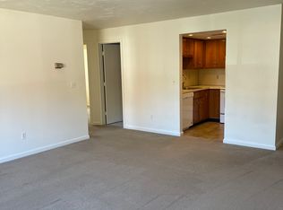 329 Lincoln St APT 301, Waltham, MA 02451
