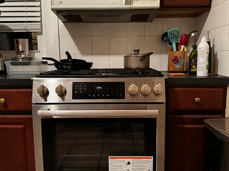 12 Royce Rd #4 — Photo 27