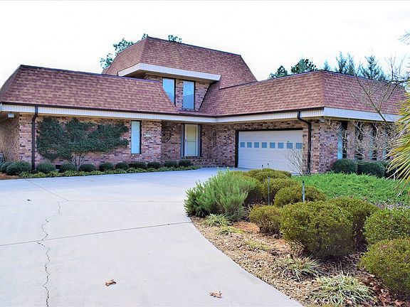 2nd image of 1508 Brookstone Dr