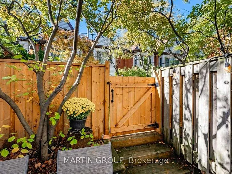 895 Maple Ave #514 — Photo 32