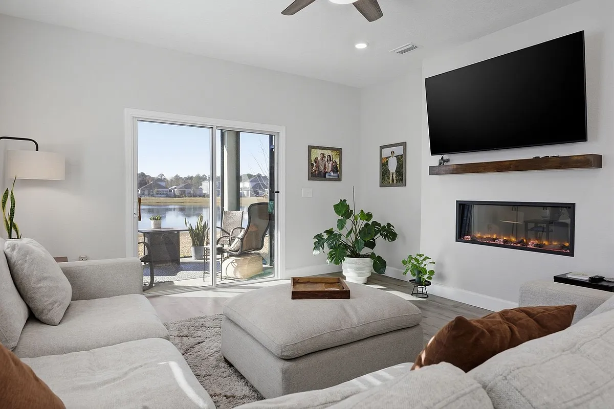 Building Photo - 95252 Terris Way