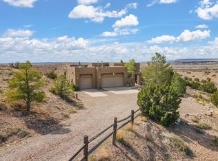 8 Sunset Mesa Ct, Placitas, NM 87043