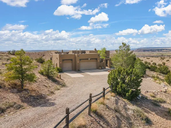 8 Sunset Mesa Ct, Placitas, NM 87043