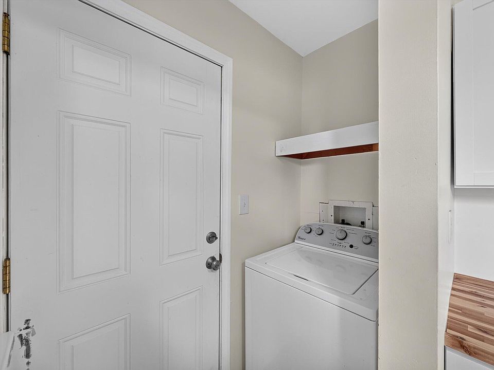 7956 Church Rd, photo 28