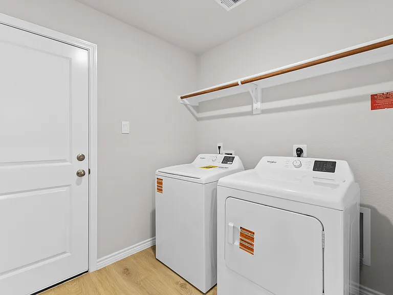 1220 Canton Dr — Photo 15