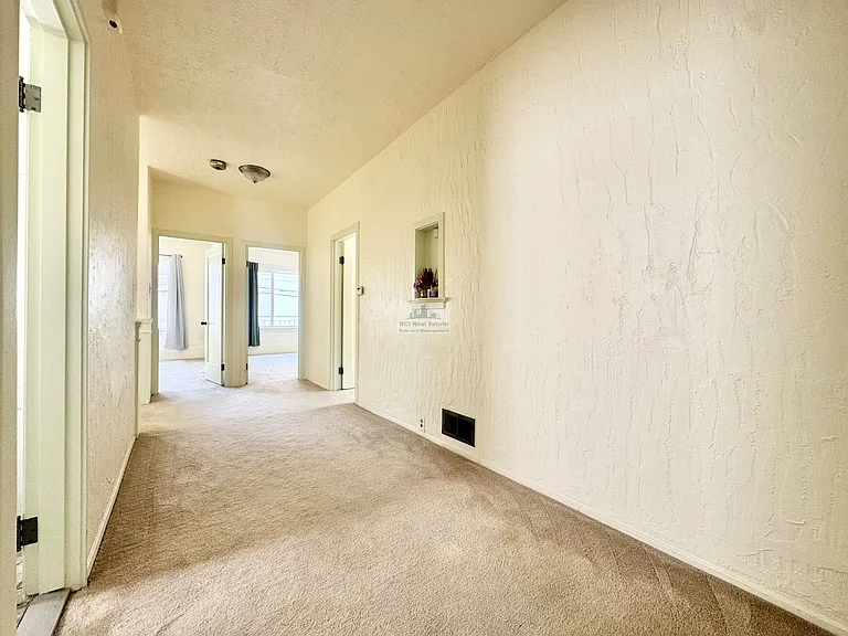 1843 Egbert Ave #UPSTAIRS ONLY — Photo 4