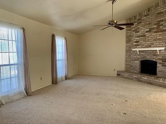 3rd image of 5415 Fairview Forest Dr