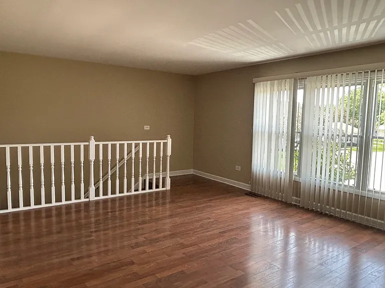 1080 Newport Hbr #0 — Photo 8