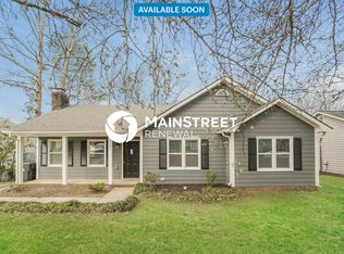 8301 Rocester Dr, Charlotte, NC 28215