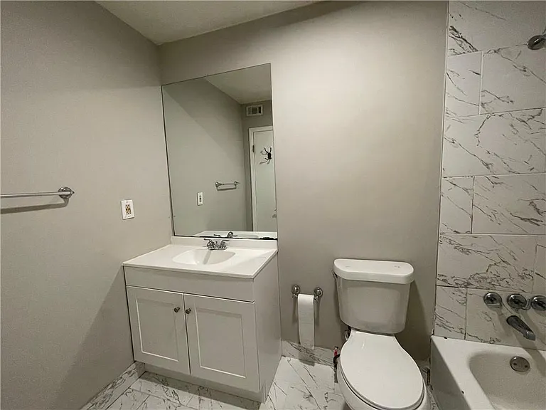 906 Parkaire Xing #906 — Photo 17