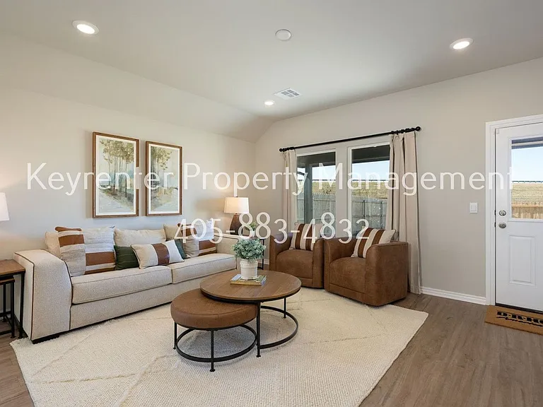 2809 Tracys Mnr — Photo 3