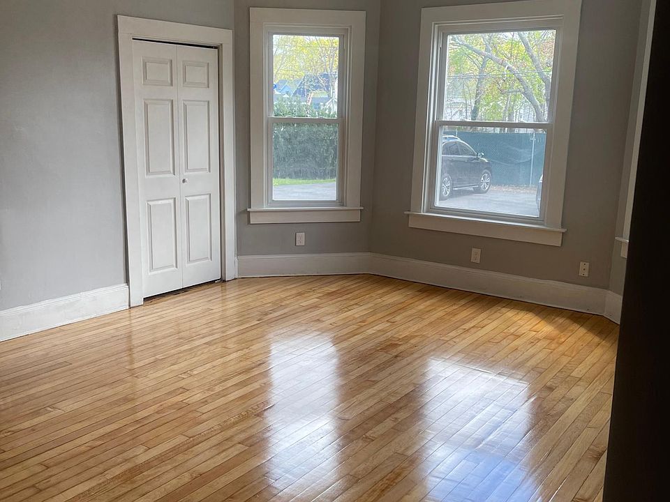 854 Centre St 854, Brockton, MA 02302 Zillow