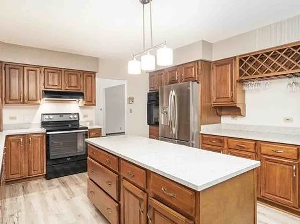 439 Hartley Pl, Duluth, MN 55803