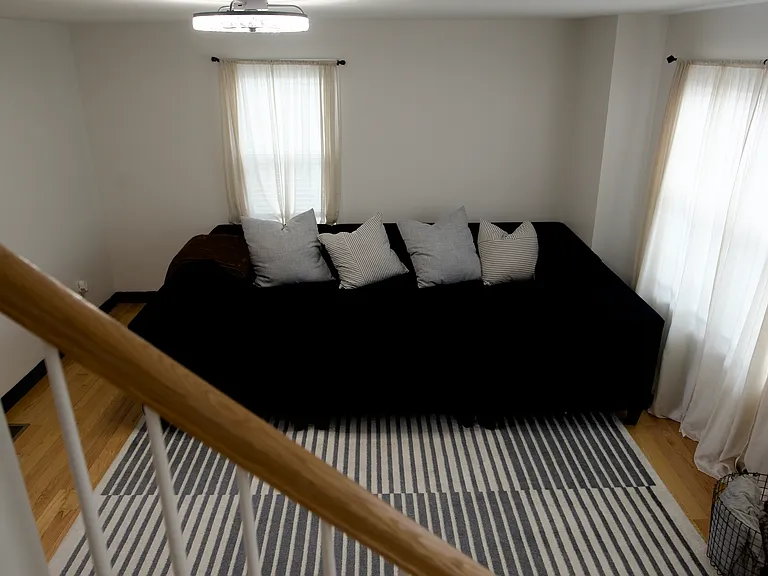 15 Irving St — Photo 10