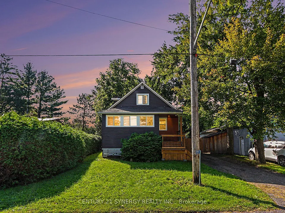 1221 Fairgreen Ave